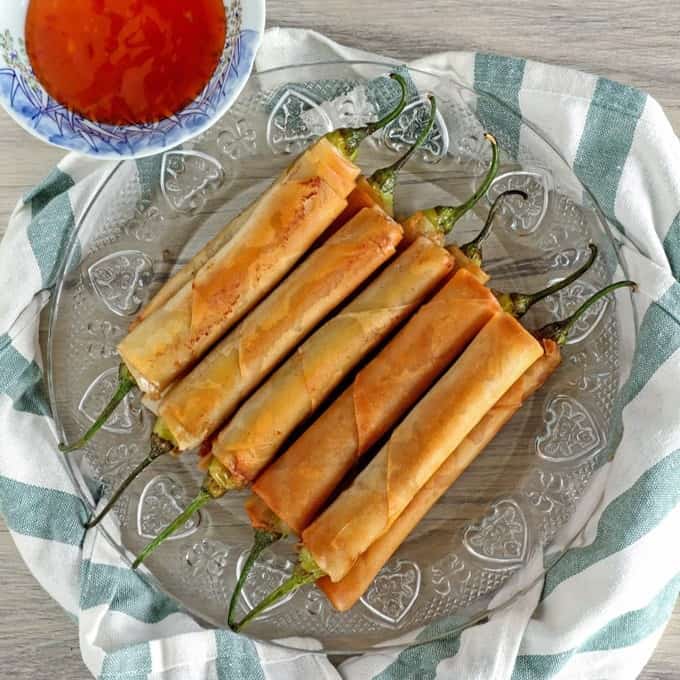 Lumpia与辣椒和碎肉馅GydF4y2Ba