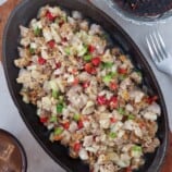在炙手可热的盘子上酥脆sisigGydF4y2Ba